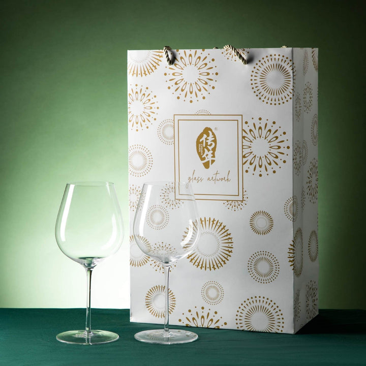 Elevate Your Dining Experience with Our Crystal Glass Gift Set