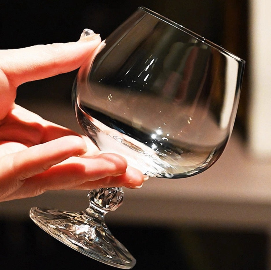 Elegant Crystal Glass Goblet For Home Dining Use