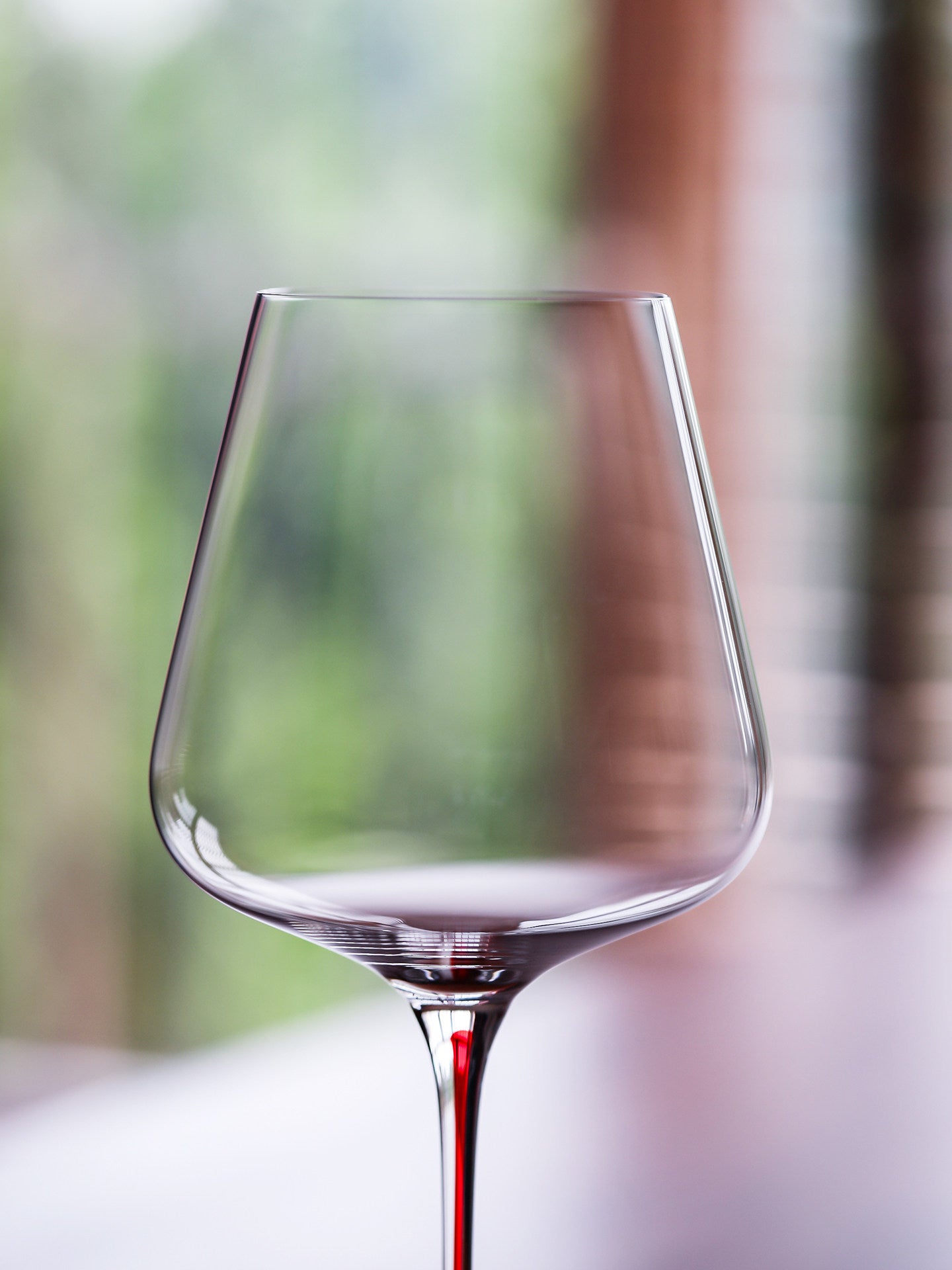 Large Bellied Crystal Glass Goblet For Elegant Home Use