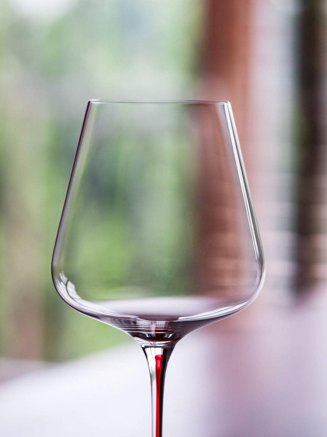 Large Bellied Crystal Glass Goblet For Elegant Home Use