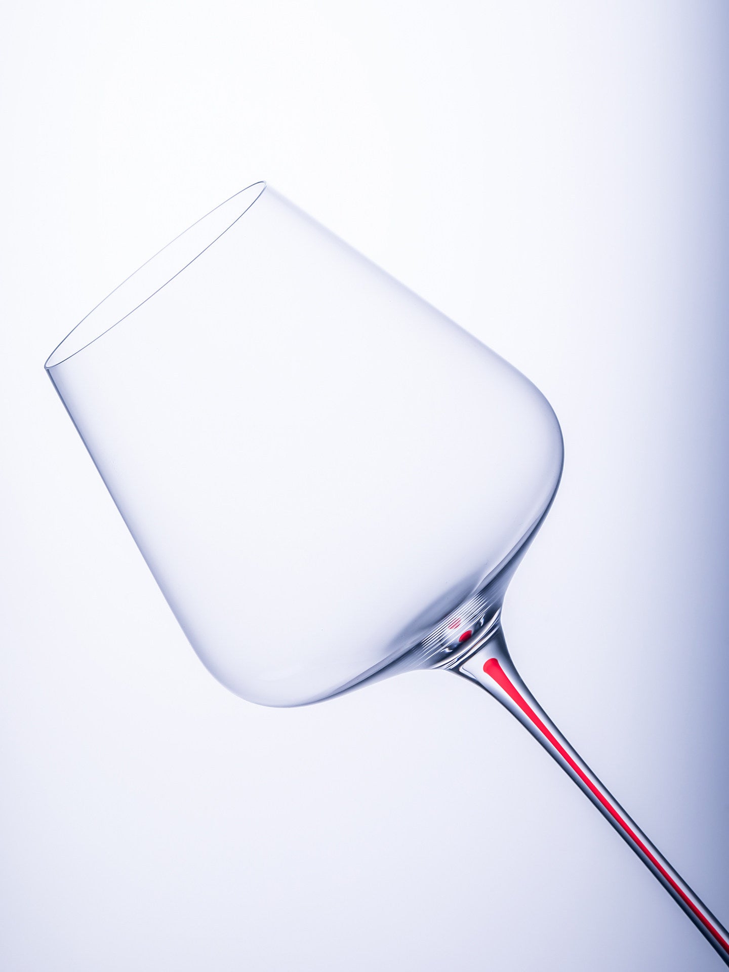 Large Bellied Crystal Glass Goblet For Elegant Home Use