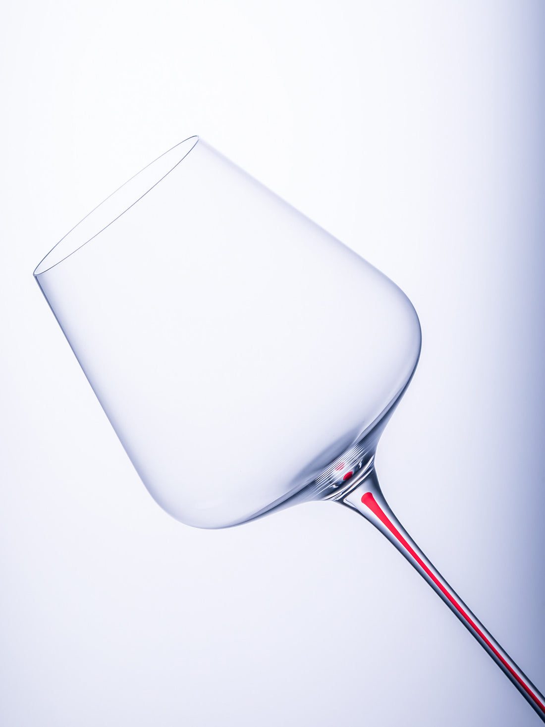 Large Bellied Crystal Glass Goblet For Elegant Home Use