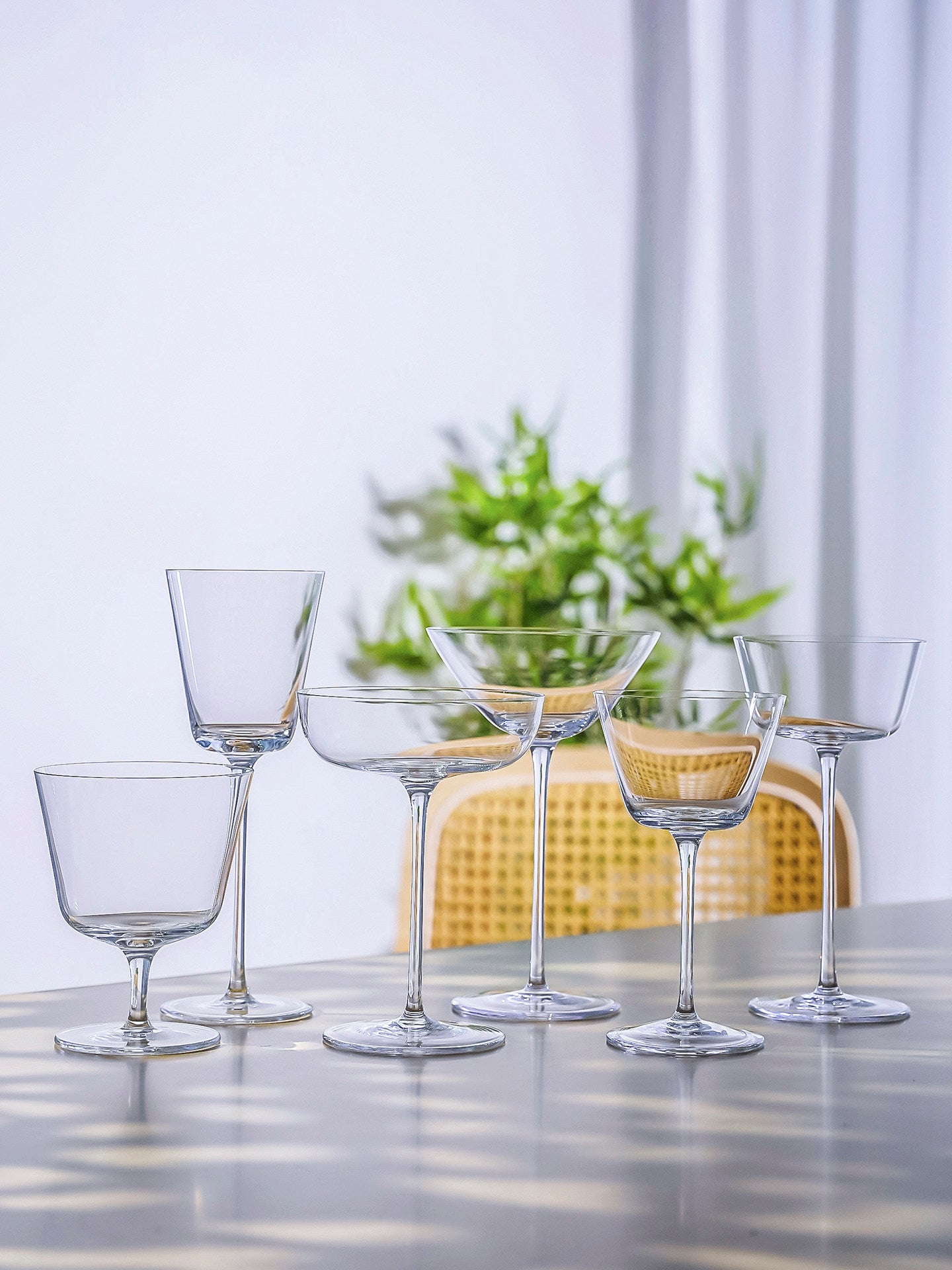 Crystal Glass Stemmed Cocktail Goblet For Elegant Home Use
